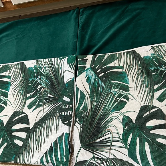 🪴 Tropical Palm Tree & Monstera Pillow Case Bundle - Picture 2 of 4